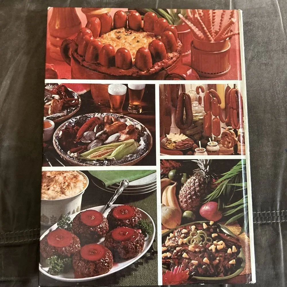 Meat Cook‎ Book (Better Homes and Gardens 1970 Hardcover)